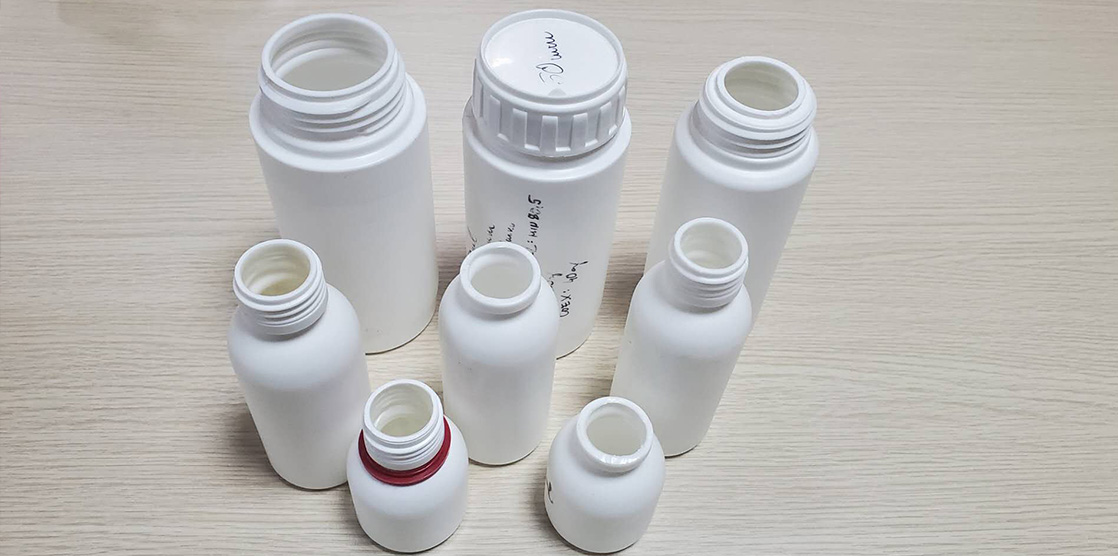 pesticide bottle (3) garrafa de pesticidas (3)