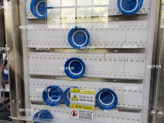 Máquina de vedação de tampa de parafuso de garrafa de garrafa plástica automática meper